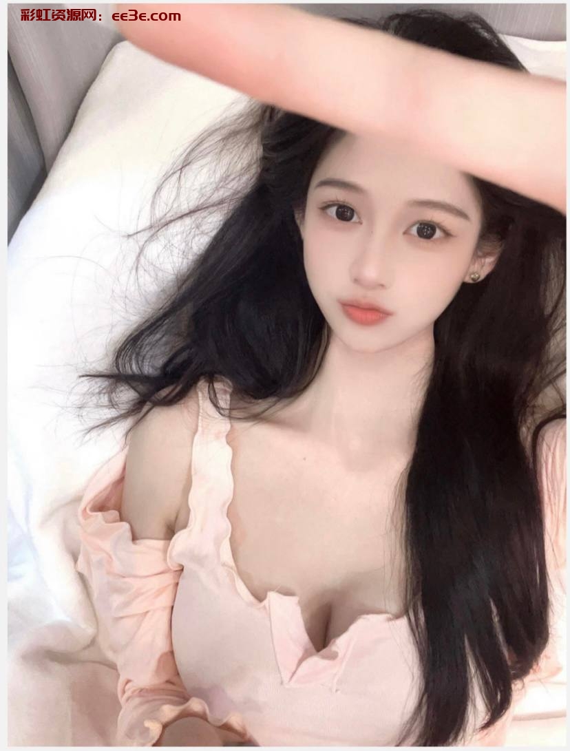 郑州超级纯新人9 身高 /Height 172cm ◎胸国/BusC+多品 前凸后翘S型 完美御姐风 口本人真照，气质优雅 谈吐文雅 举止大方 縏低素质k勿扰 你得性感侍妾等你来撩 君克